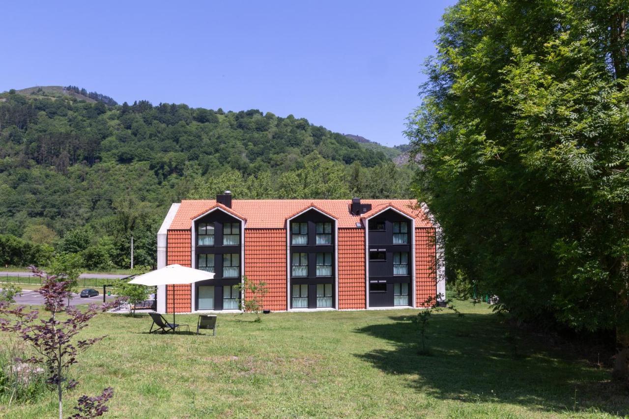 Hotel Ecos Del Sella Onís Kültér fotó